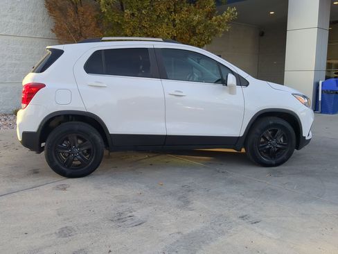 Used 2020 Chevrolet Trax LT w/ Driver Confidence Package image 7
