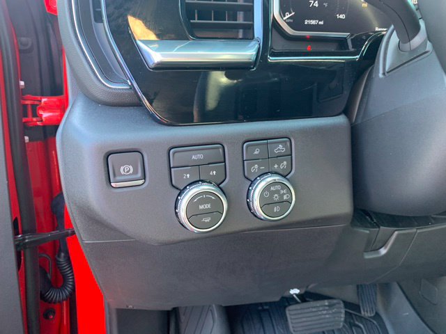 Used 2026 GMC Sierra 1500 Elevation w/ Elevation Premium Package AWD/4WD image 24