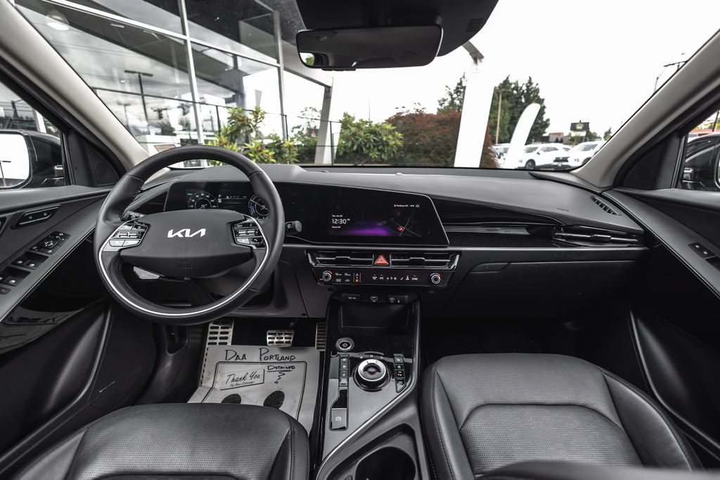 Used 2023 Kia Niro Wave w/ Wave Preserve Package FWD image 21