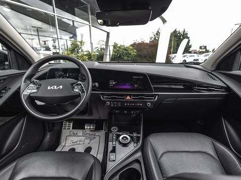 Used 2023 Kia Niro Wave w/ Wave Preserve Package FWD image 21