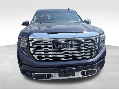 Used 2022 GMC Sierra 1500 Denali AWD/4WD image 4