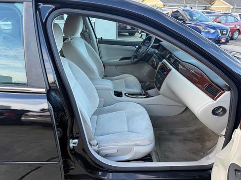 Used 2011 Chevrolet Impala LT image 18