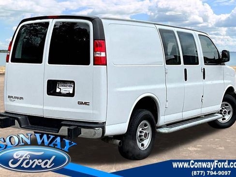 Used 2024 GMC Savana 2500 w/ Driver Convenience Package image 8