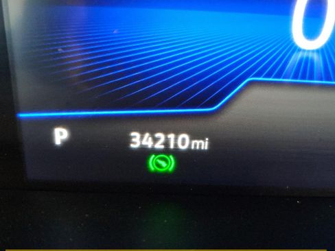 Used 2023 Volkswagen Tiguan SE FWD image 16