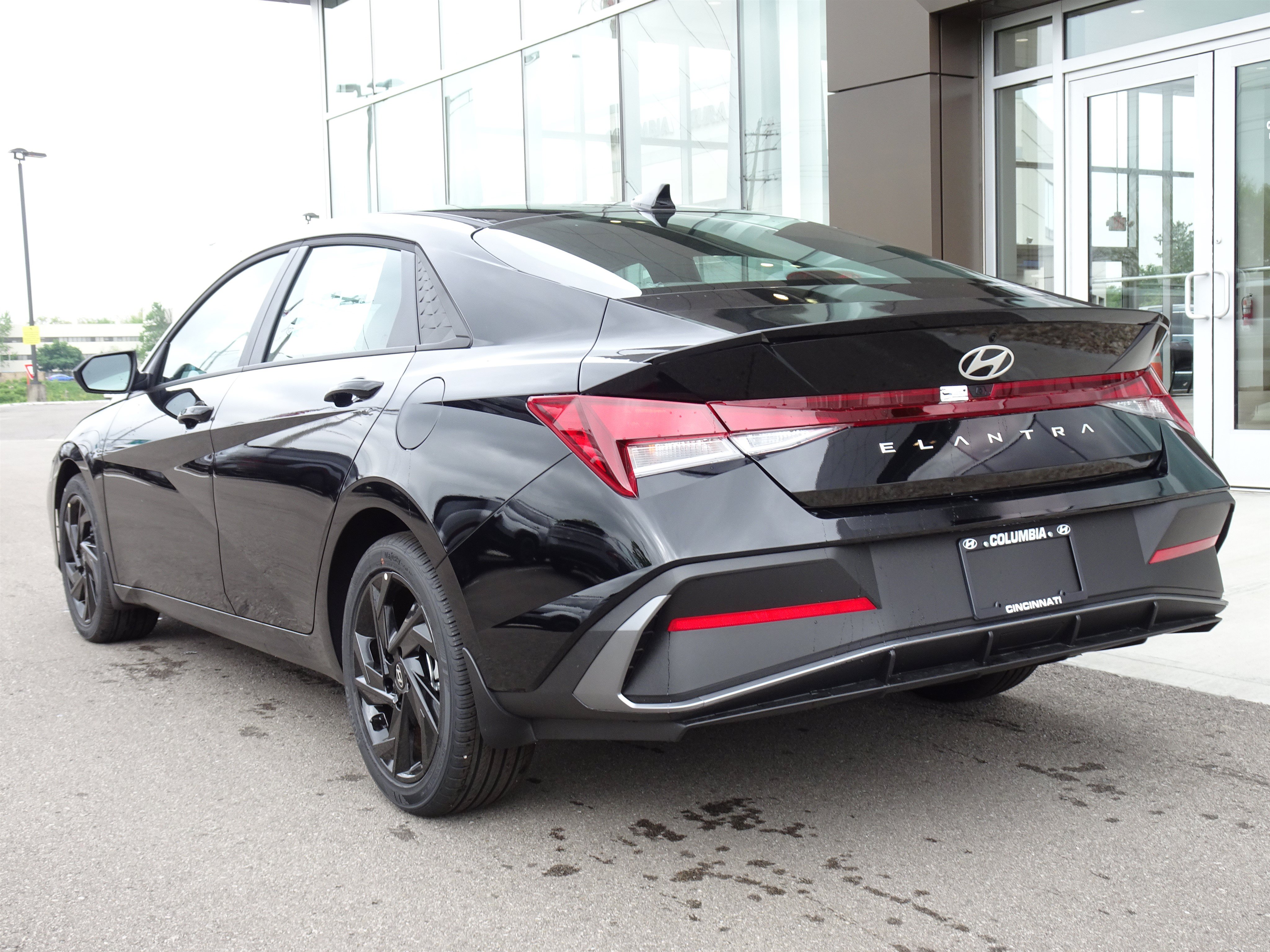 New 2026 Hyundai Elantra Sport FWD image 3
