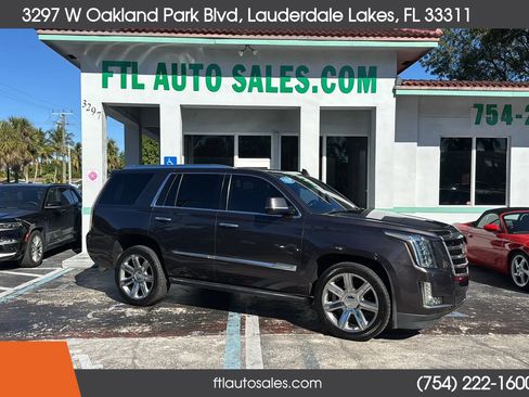 Used 2015 Cadillac Escalade Premium image 12