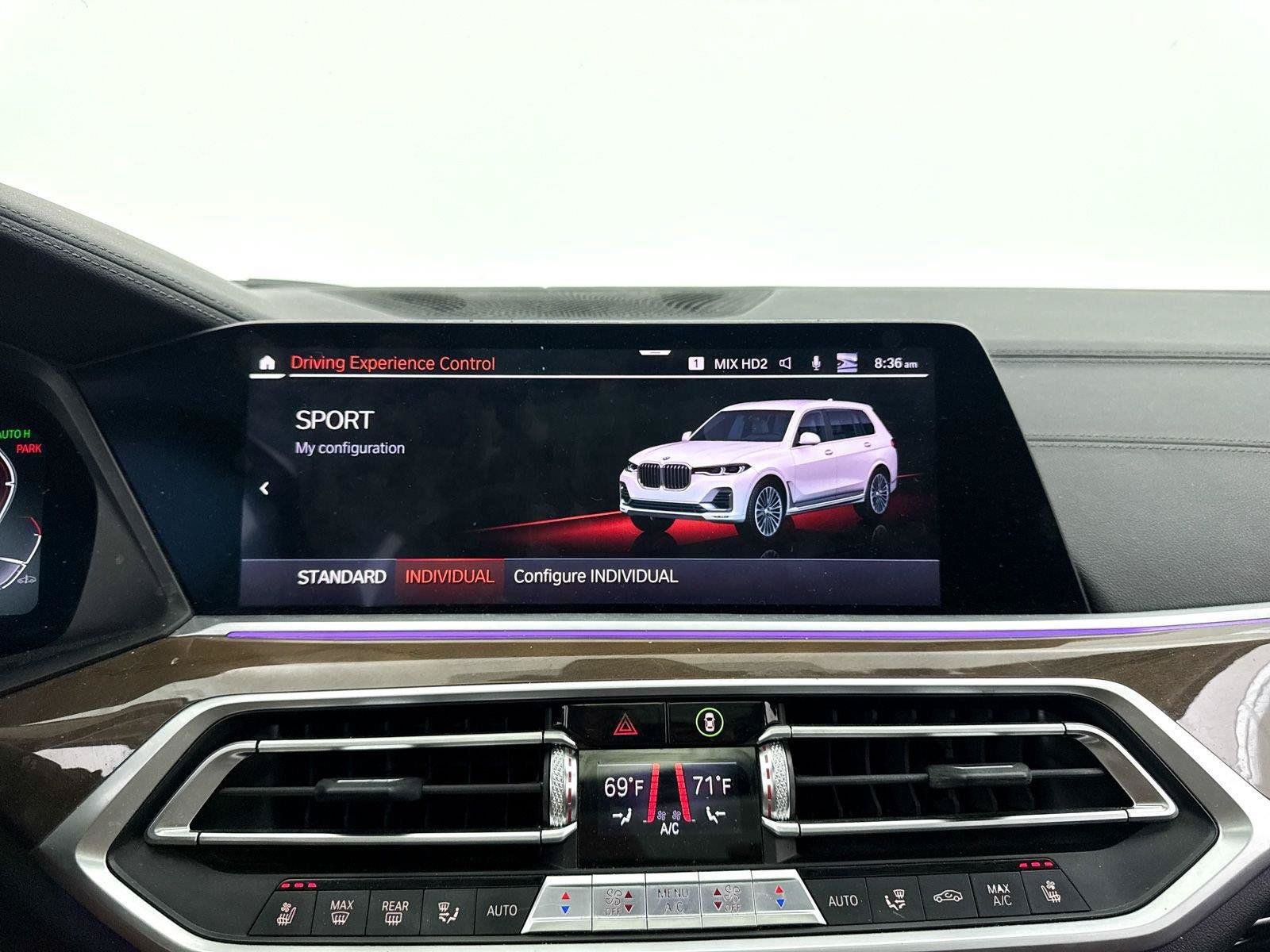 Used 2019 BMW X7 xDrive40i w/ Premium Package AWD/4WD image 14
