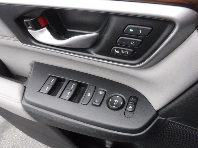 Used 2020 Honda CR-V EX-L image 14