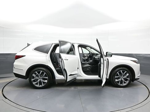 Certified 2024 Acura MDX SH-AWD w/ Technology Package image 44
