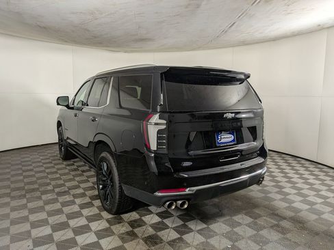 Used 2025 Chevrolet Tahoe Premier AWD/4WD image 4