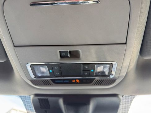 Used 2021 Ford F150 Lariat w/ Trailer Tow Package image 32