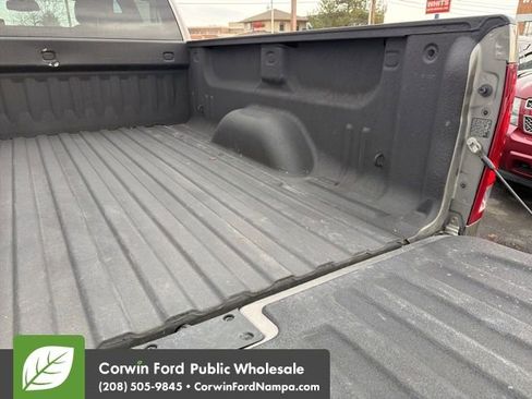 Used 2014 GMC Sierra 2500 SLT w/ SLT Convenience Package image 32