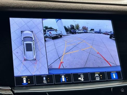 Used 2023 Cadillac XT6 Premium Luxury w/ Platinum Package image 14