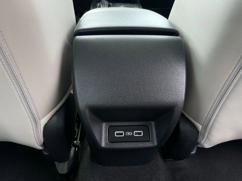 Certified 2024 Honda Civic Touring image 37