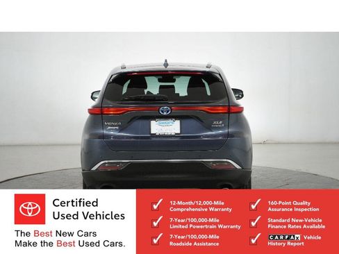 Certified 2022 Toyota Venza XLE image 2