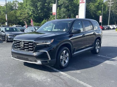 Used 2025 Honda Pilot EX-L image 4
