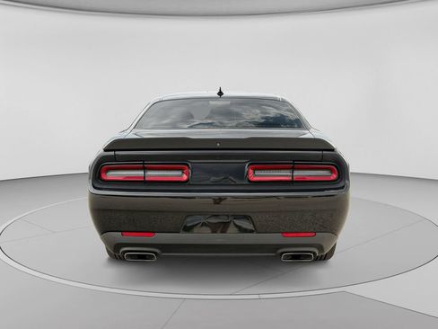 Used 2022 Dodge Challenger R/T Scat Pack w/ Plus Package RWD image 4