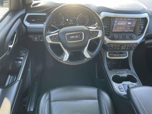 Used 2023 GMC Acadia SLT image 14