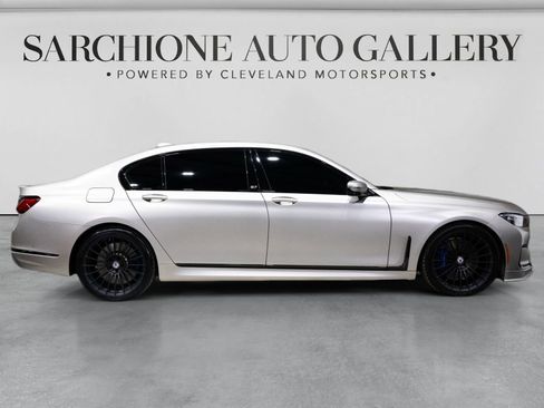 Used 2022 BMW ALPINA B7 xDrive w/ Interior Design Package AWD/4WD image 11