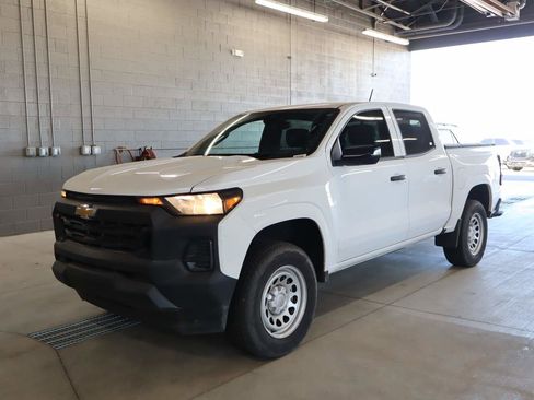 Used 2024 Chevrolet Colorado W/T w/ Safety Package image 1
