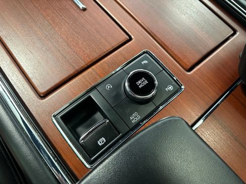 Used 2021 Lincoln Navigator Reserve w/ Luxury Package AWD/4WD image 33