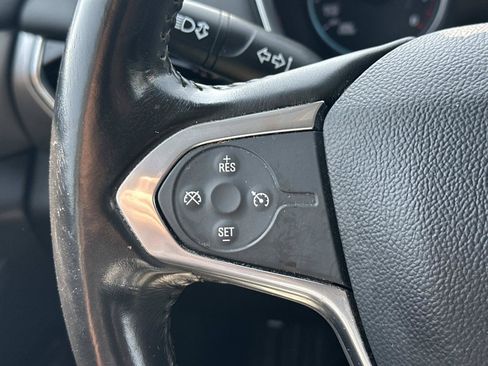 Certified 2020 Chevrolet Traverse LT FWD image 21