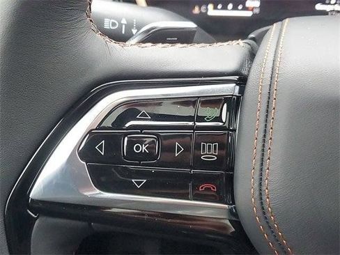 New 2026 Jeep Grand Cherokee L Summit w/ Obsidian Package AWD/4WD image 23
