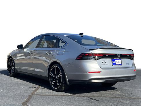 Certified 2025 Honda Accord Sport image 22