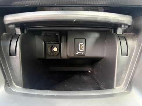 Used 2018 Honda Accord Sport image 29