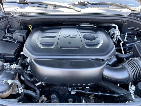 Used 2020 Dodge Durango GT RWD image 10