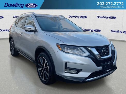 Used 2018 Nissan Rogue SL w/ Premium Package image 1