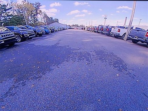 Certified 2022 Jeep Compass Limited image 5