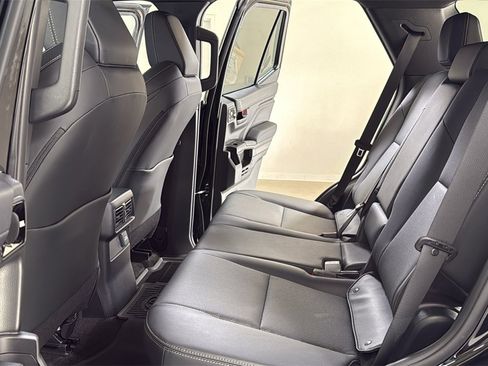 Certified 2025 Toyota 4Runner TRD Off-Road Premium image 15