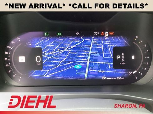 Used 2024 Volvo XC40 B5 Plus w/ Climate Package AWD/4WD image 32