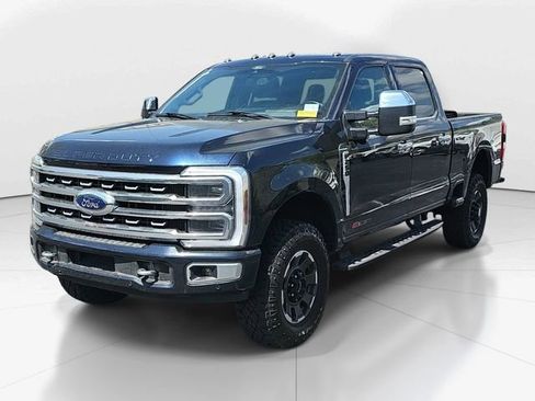 Used 2024 Ford F250 Platinum w/ Tremor Off-Road Package AWD/4WD image 9
