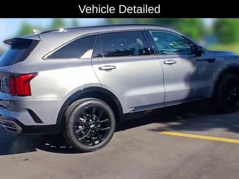 Certified 2023 Kia Sorento SX AWD/4WD image 3