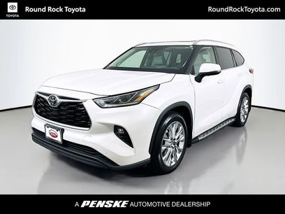 Used 2022 Toyota Highlander Limited