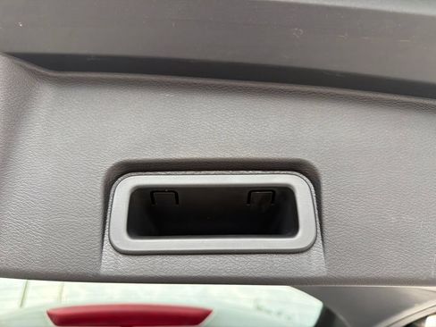 Certified 2024 Nissan Rogue SV AWD/4WD image 30