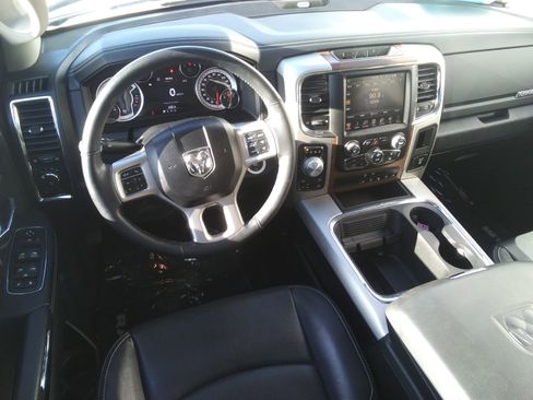 Used 2017 RAM 1500 Laramie w/ Convenience Group image 12