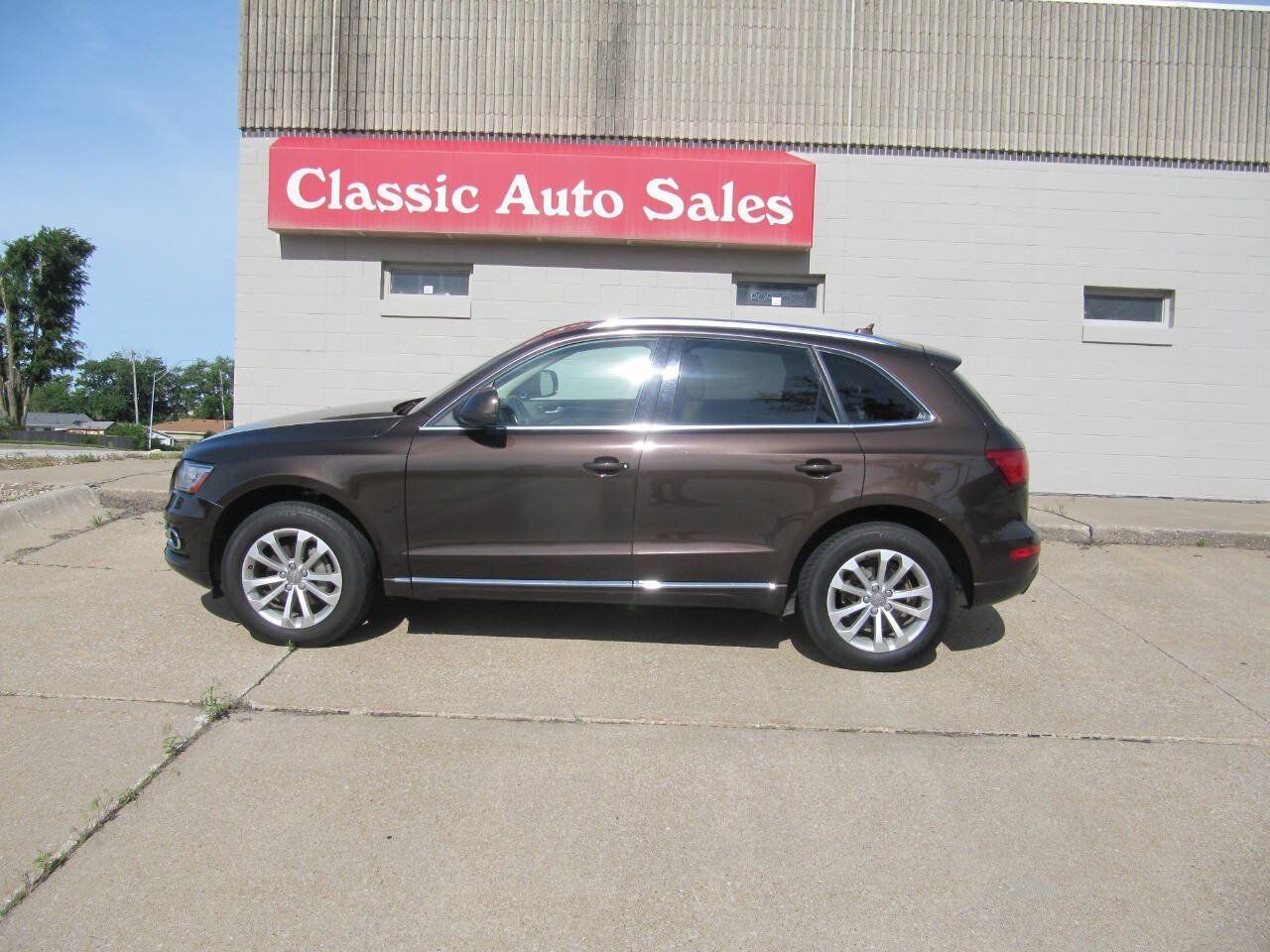 Used 2013 Audi Q5 2.0T Premium Plus AWD/4WD image 1