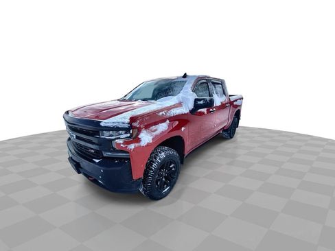Used 2021 Chevrolet Silverado 1500 LT Trail Boss w/ Convenience Package II image 3