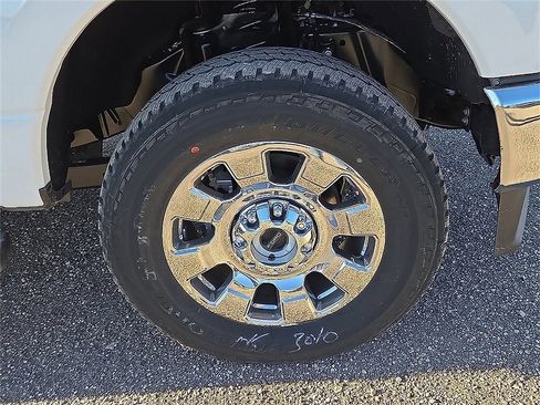 New 2025 Ford F350 Lariat w/ Chrome Package image 7