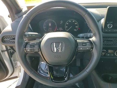 Used 2024 Honda HR-V Sport image 16