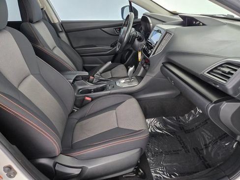 Used 2018 Subaru Crosstrek 2.0i Premium AWD/4WD image 3