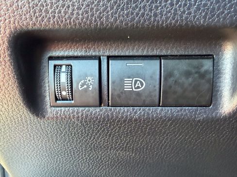 Certified 2025 Toyota RAV4 XLE AWD/4WD image 15