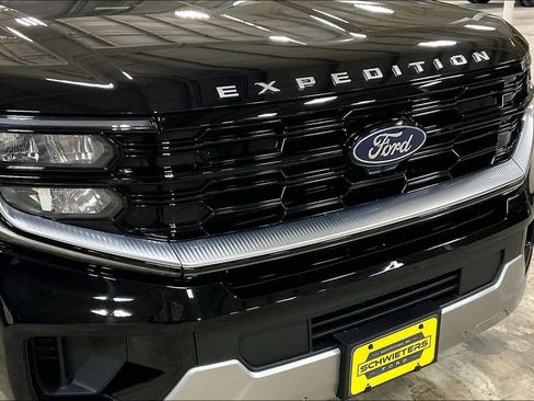Certified 2025 Ford Expedition Max Platinum AWD/4WD image 30