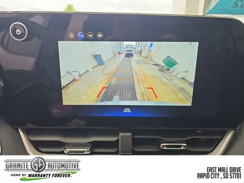 Used 2026 Chevrolet Equinox LT AWD/4WD image 21