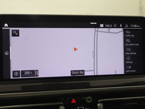 Used 2023 BMW X3 M40i image 9