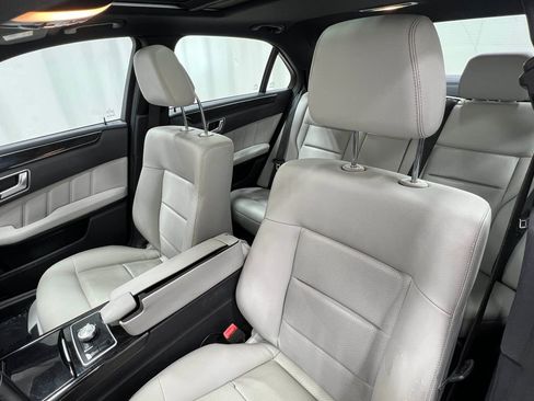 Used 2013 Mercedes-Benz E 350 4MATIC Sedan image 14