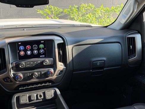 Used 2016 GMC Sierra 2500 Denali w/ Duramax Plus Package AWD/4WD image 25